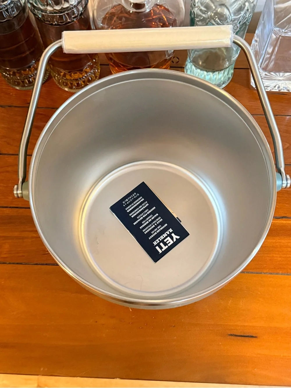 YETI Rambler Ice Bucket / Beverage Tub with Lid – Camp Green (Rare Color)